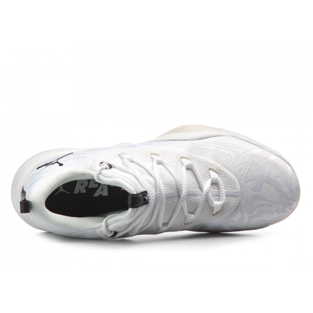 JORDAN SUPER.FLY 2017 LOW AA2547-110 White