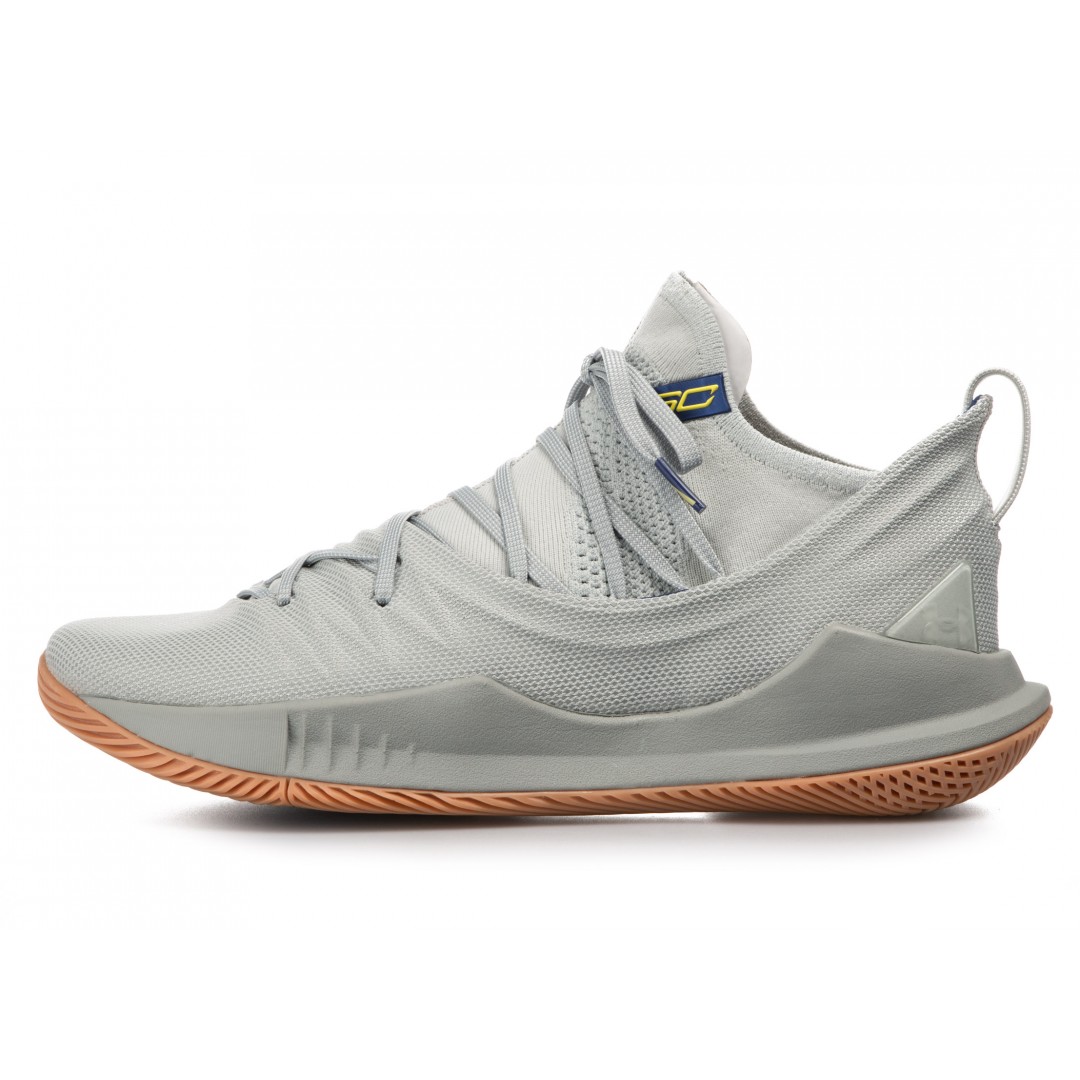 UNDER ARMOUR CURRY 5 3020657-105 Grey