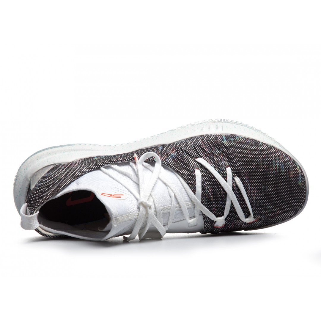 UNDER ARMOUR CURRY 5 3020657-107 Λευκό