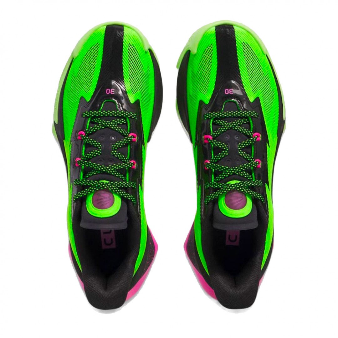 UNDER ARMOUR CURRY SERIES 7 3027983-390 Green