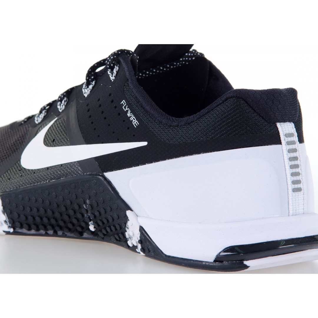 NIKE METCON 2 819899-010 Black