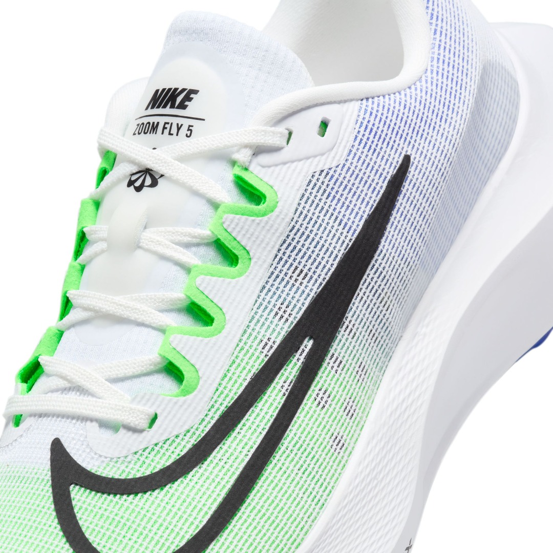 NIKE ZOOM FLY 5 DM8968-101 Colorful
