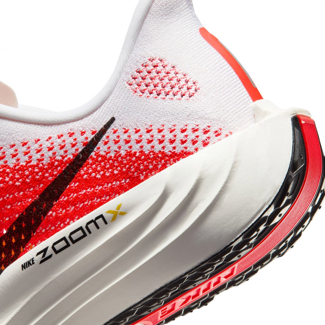 NIKE PEGASUS PLUS FQ7262-103 Λευκό