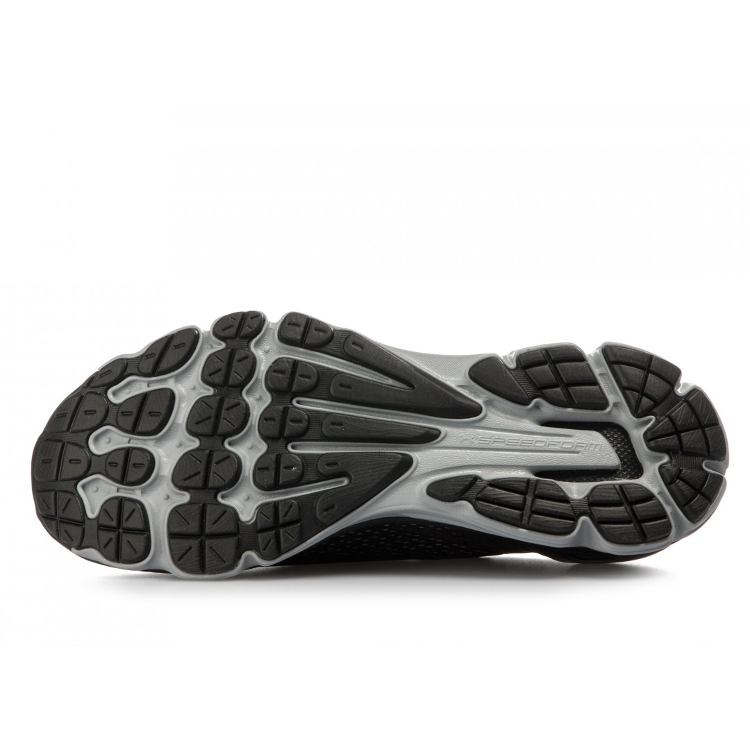 UNDER ARMOUR SPEEDFORM INTAKE 2 3000288-002 Black