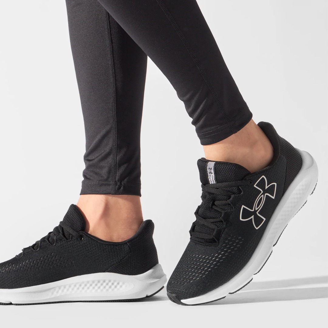 UNDER ARMOUR PURSUIT 3 3026518-001 Black