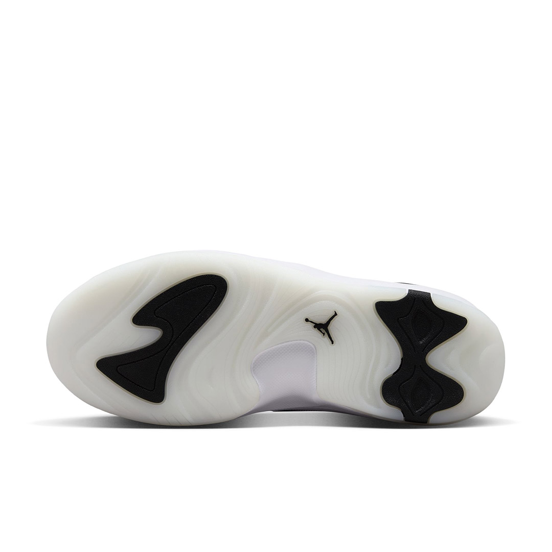 JORDAN MAX AURA 7 HQ2091-100 White