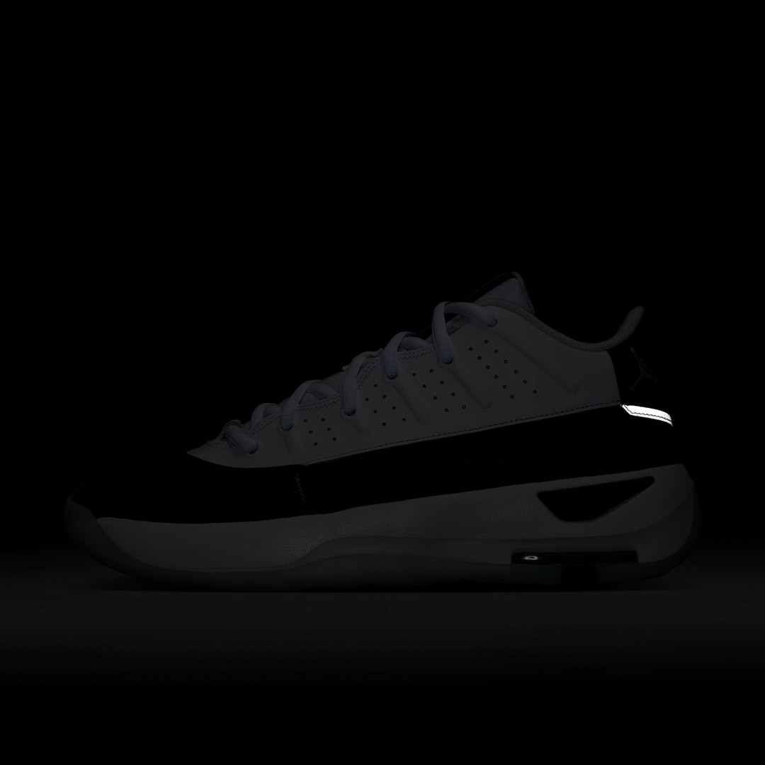 JORDAN MAX AURA 7 HQ2091-100 White