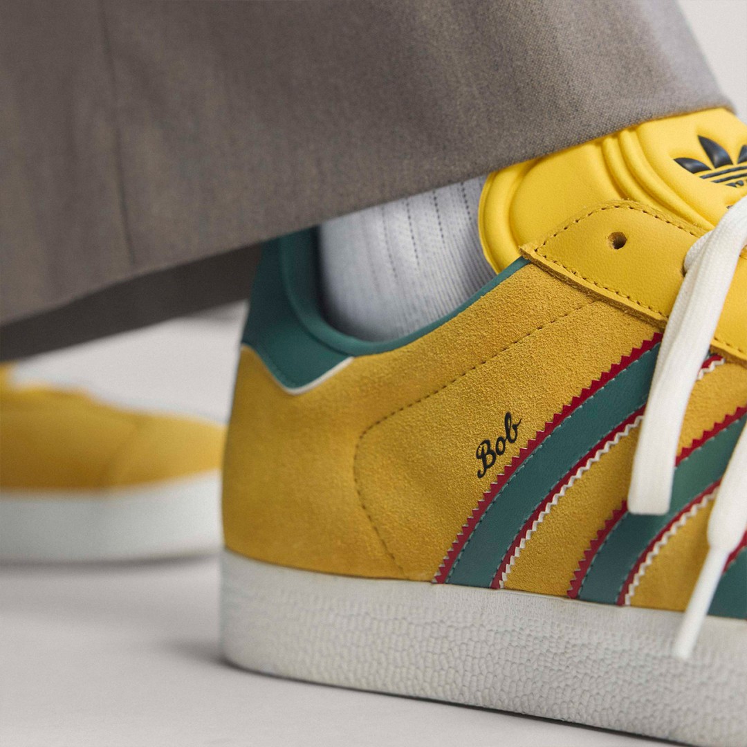 adidas Originals GAZELLE KJ3532 Yellow