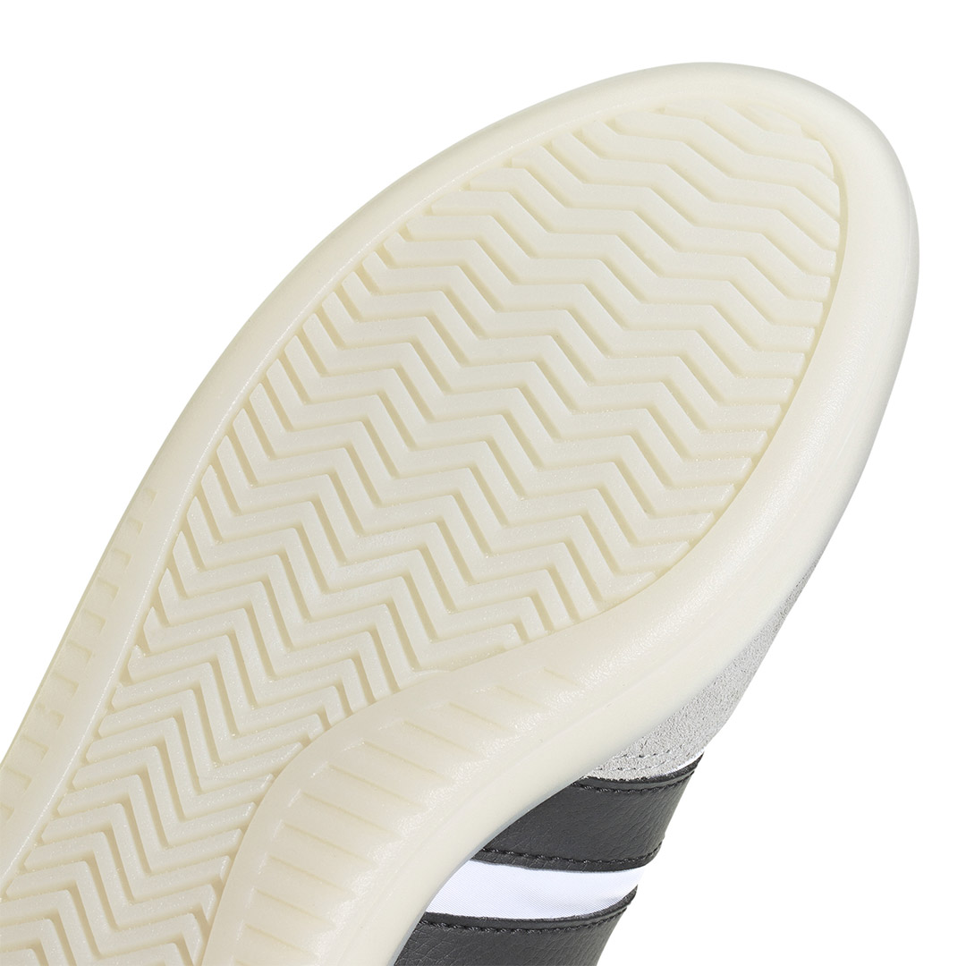 adidas sportswear BARREDA DECODE JI2315 Λευκό