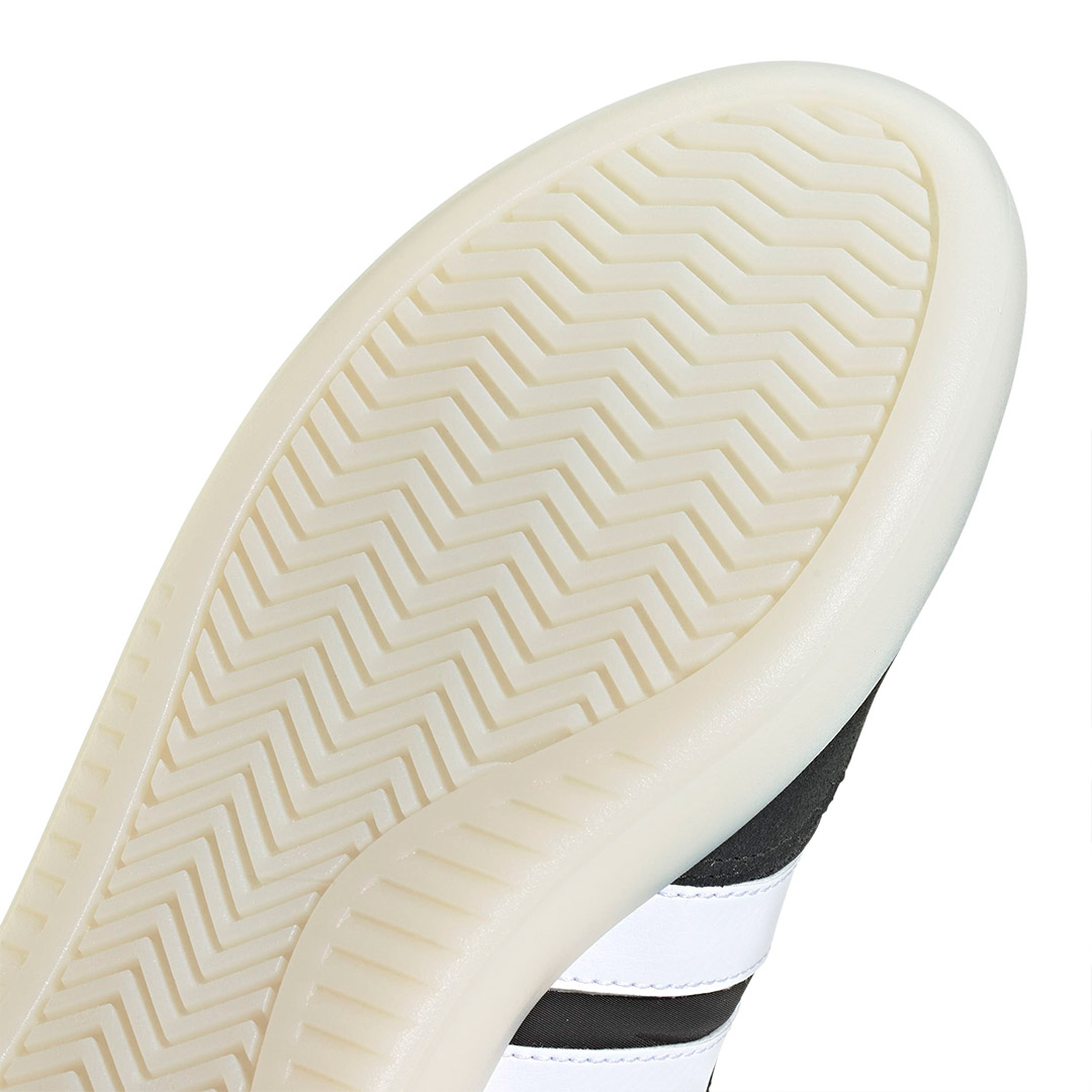 adidas sportswear BARREDA DECODE JI2316 Μαύρο