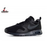 NIKE AIR MAX TAVAS 705149-010 Black Image 0