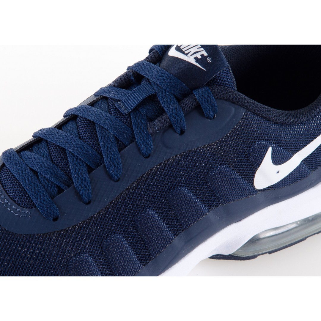 nike air max invigor navy blue