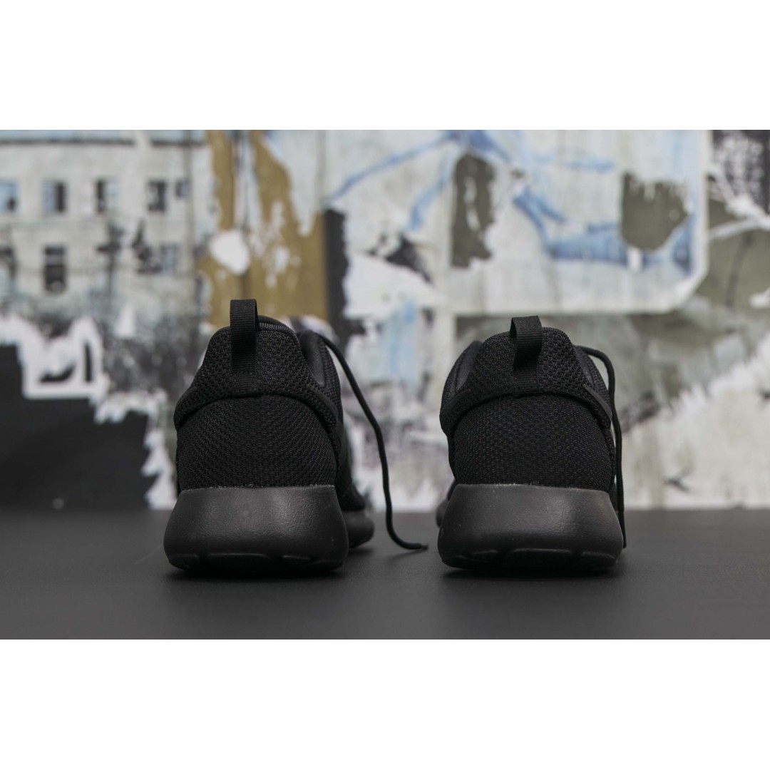 NIKE ROSHE ONE 511881-026 Black