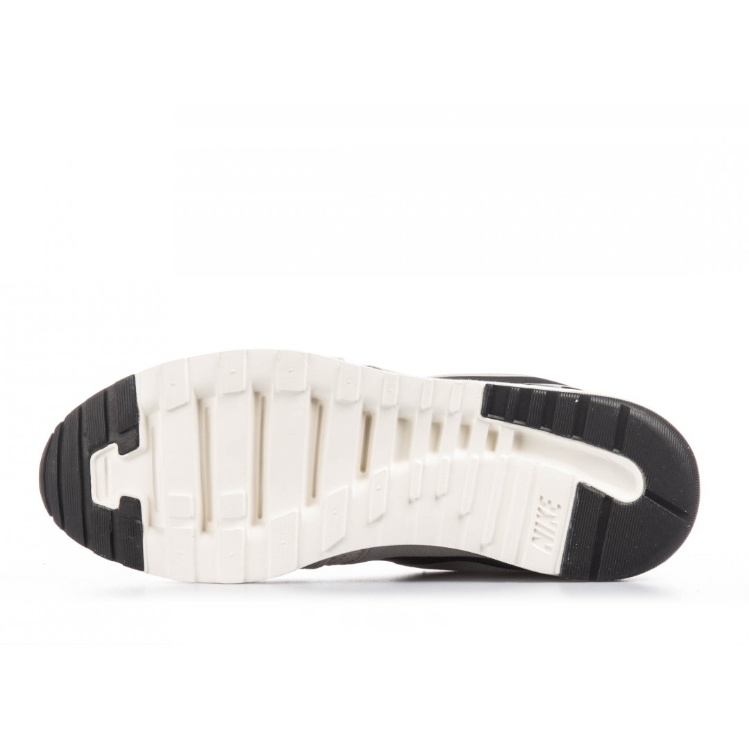 NIKE AIR VIBENNA SE 902807-100 Beige