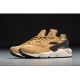 NIKE AIR HUARACHE RUN PREMIUM 704830 Brown Image 0