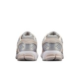 NIKE ZOOM VOMERO 5 HF1553-101 Beige Image 2