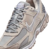 NIKE ZOOM VOMERO 5 HF1553-101 Beige Image 4