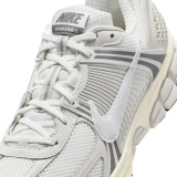 NIKE ZOOM VOMERO 5 SE HF0731-007 Grey Image 4
