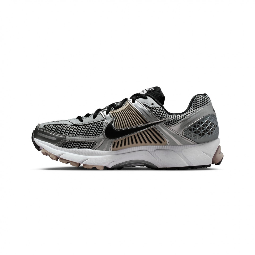 NIKE ZOOM VOMERO 5 FJ4151-007 Grey