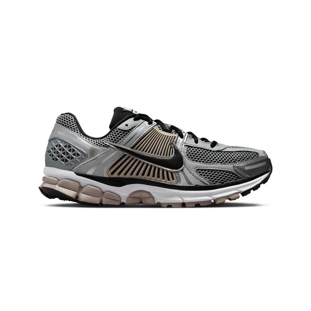 NIKE ZOOM VOMERO 5 FJ4151-007 Grey