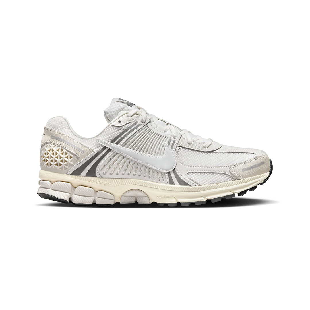 NIKE ZOOM VOMERO 5 SE HF0731-007 Grey