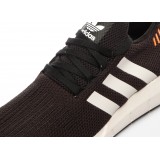 adidas Originals SWIFT RUN B37730 Black Image 2