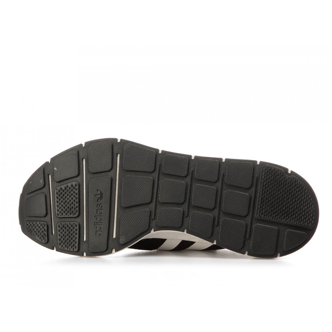 adidas Originals SWIFT RUN B37730 Black