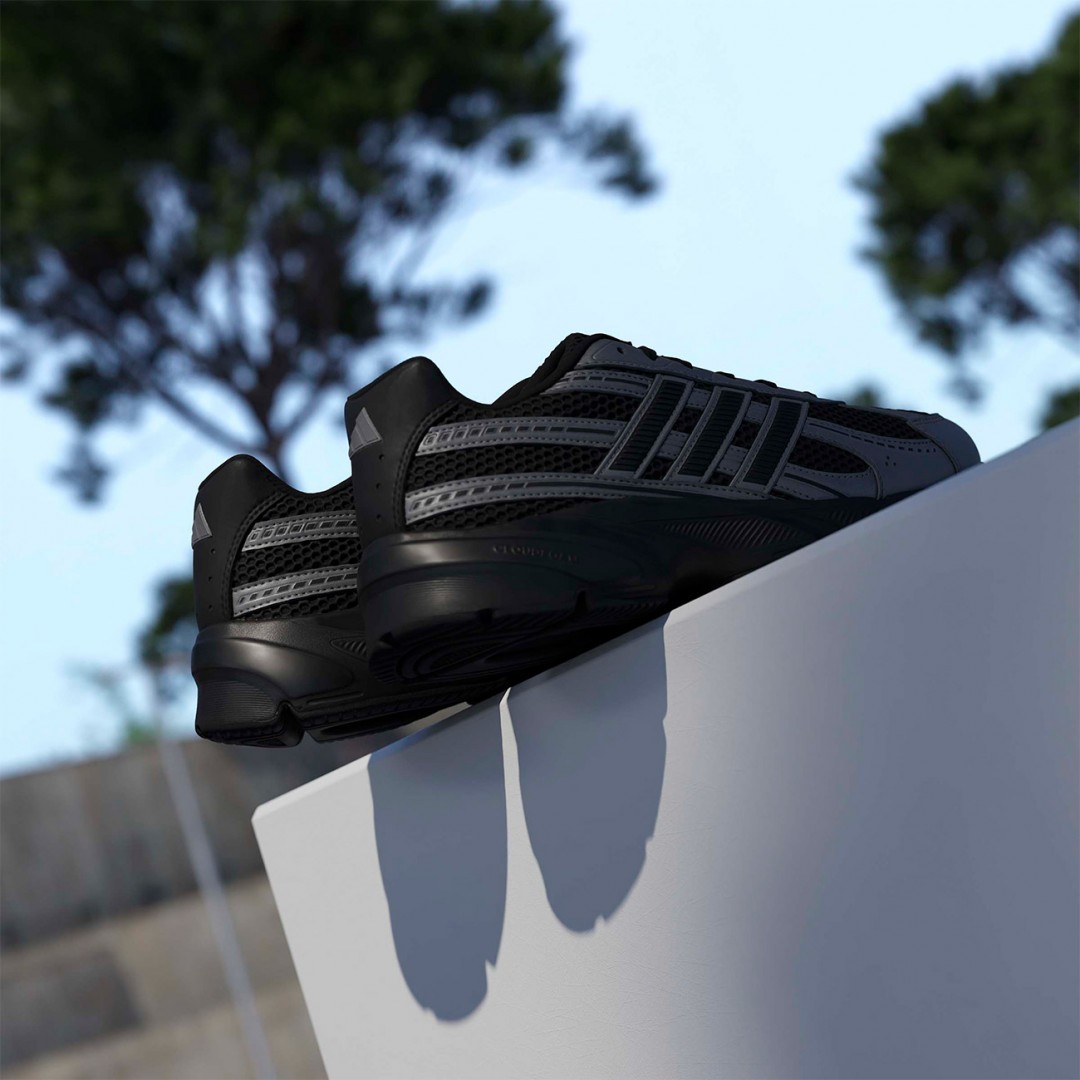 adidas sportswear TECHNOCHAOS 2000 JR7229 Black
