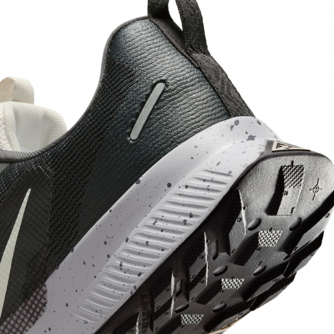 NIKE JUNIPER TRAIL 3 FQ0904-003 Coal