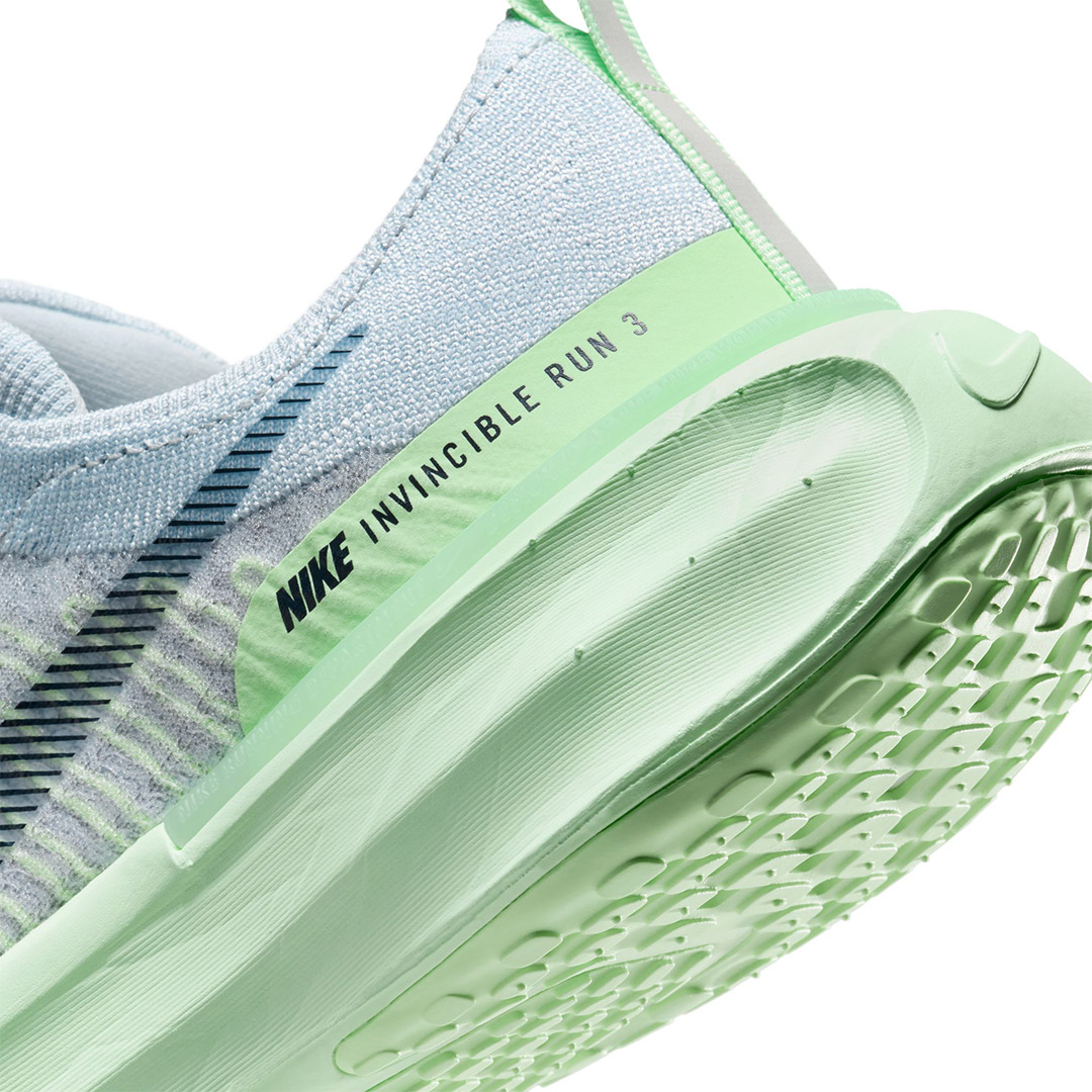 NIKE ZOOMX INVINCIBLE RUN FLYKNIT 3 DR2660-009 Γκρί