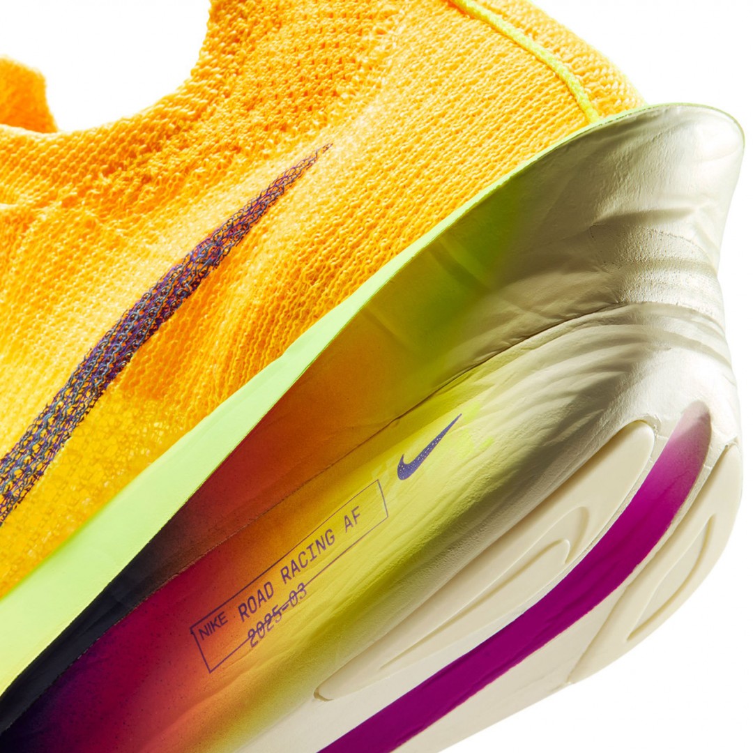 NIKE ALPHAFLY 3 FD8315-800 Κίτρινο
