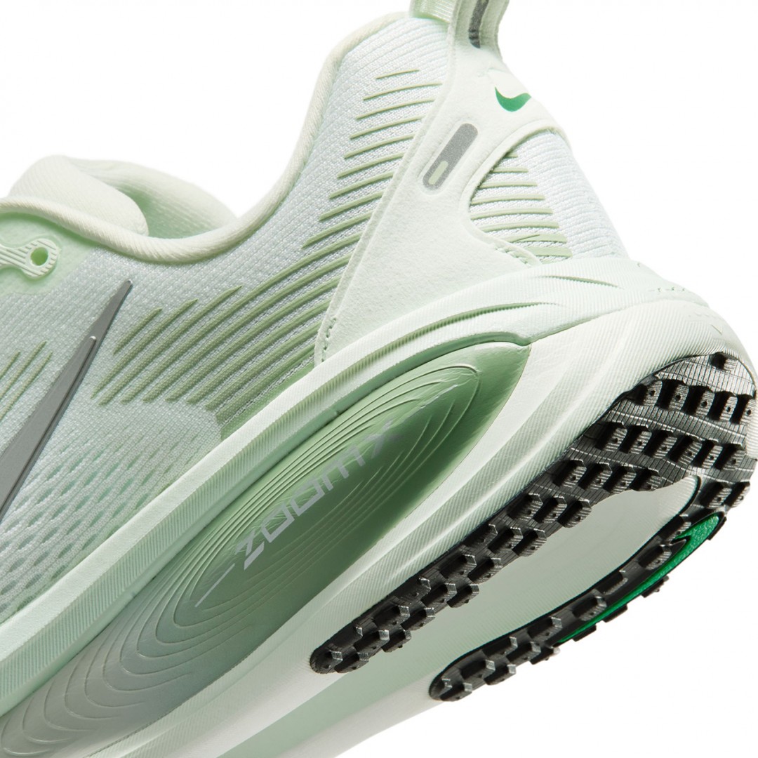NIKE W VOMERO 18 HM6804-300 Οινοπνευματί