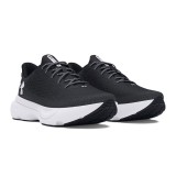 UNDER ARMOUR W INFINITE 3027524-001 Black Image 1