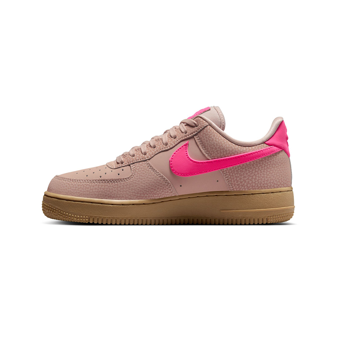 NIKE AIR FORCE 1 07 IB1161-200 Pink