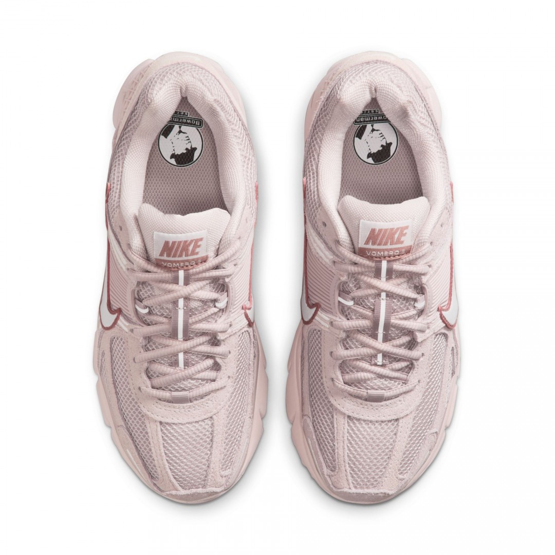 NIKE ZOOM VOMERO 5 HQ0458-600 Ροζ