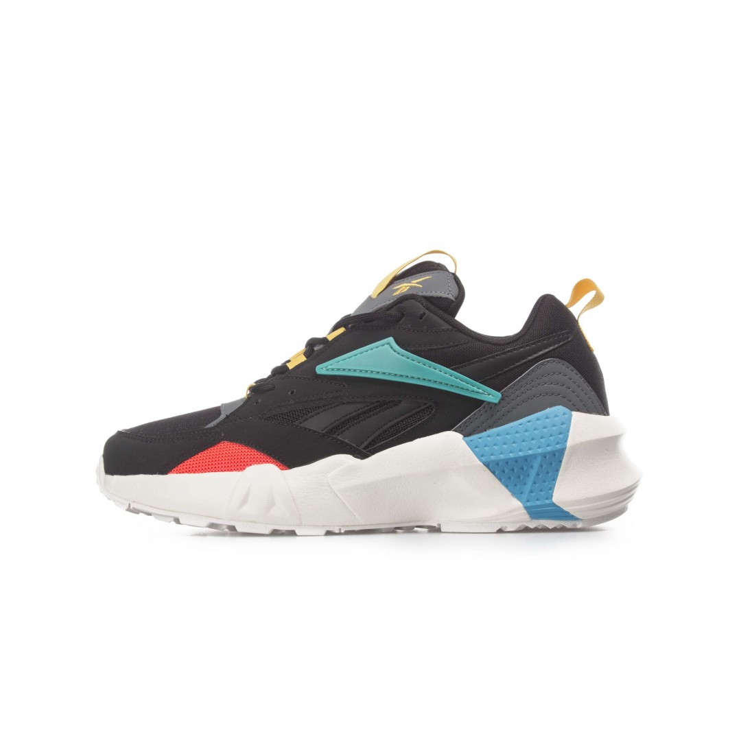 Reebok Classics AZTREK DOUBLE NU PO DV8172 Black