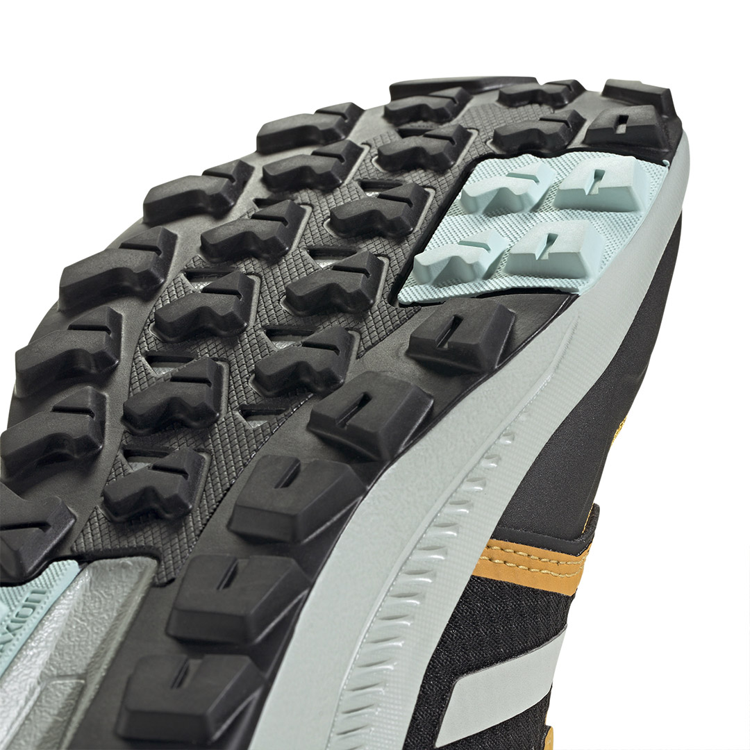 adidas Performance TERREX TRAILMAKER MID CRDY W IG7538 Colorful