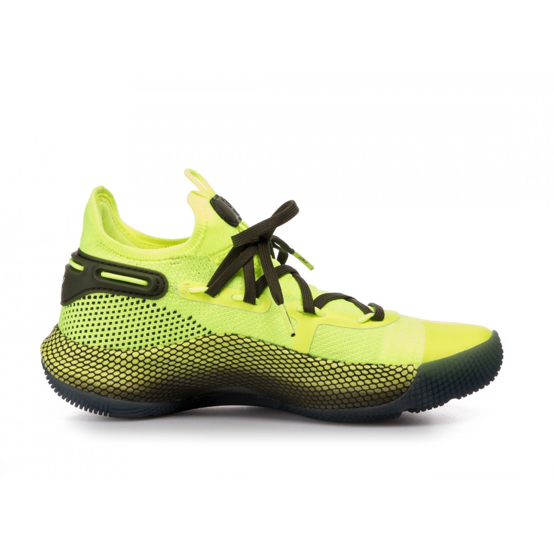 UNDER ARMOUR CURRY 6 3020415-302 Yellow