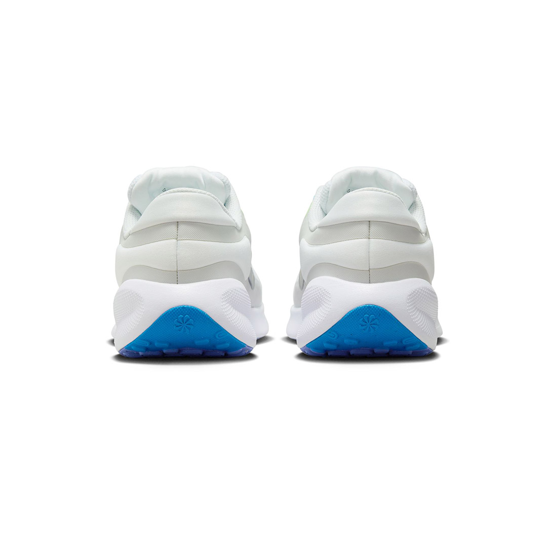 NIKE REVOLUTION 7 FN4991-100 Colorful