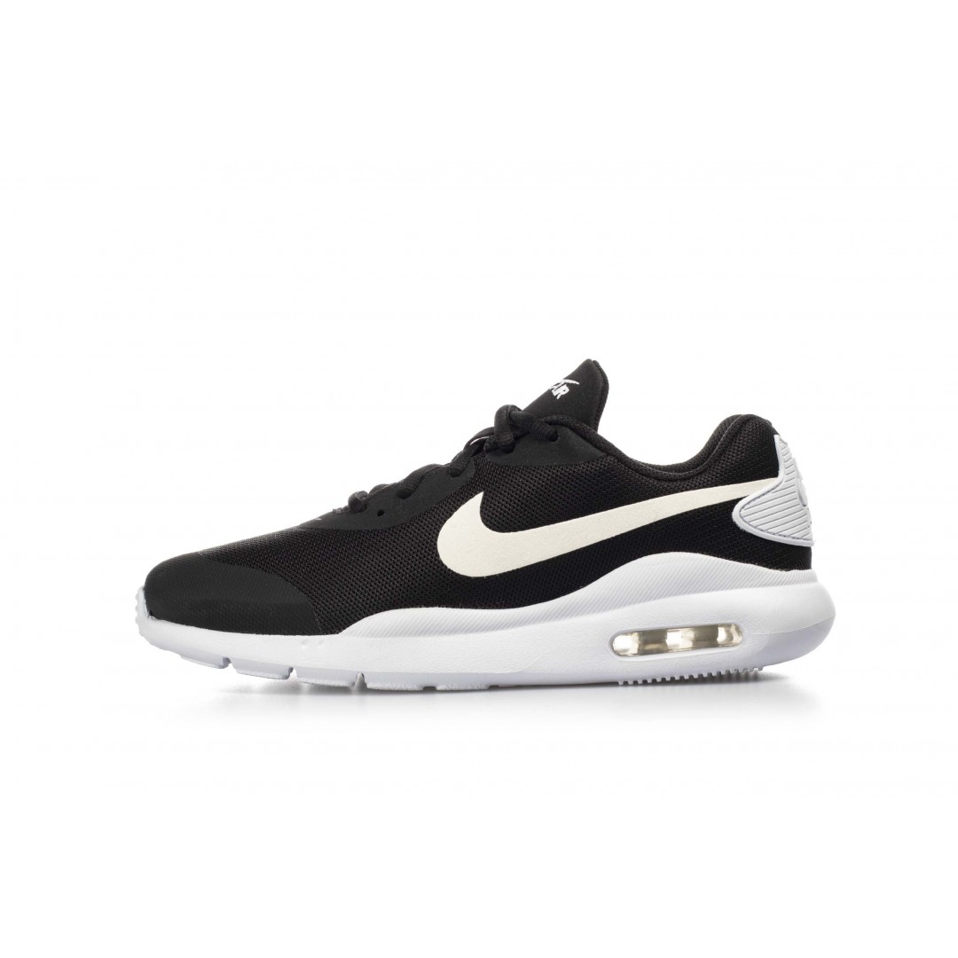 NIKE AIR MAX OKETO AR7419-002 Black