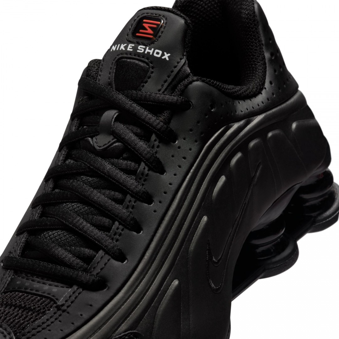 NIKE SHOX R4 CW2626-003 Μαύρο