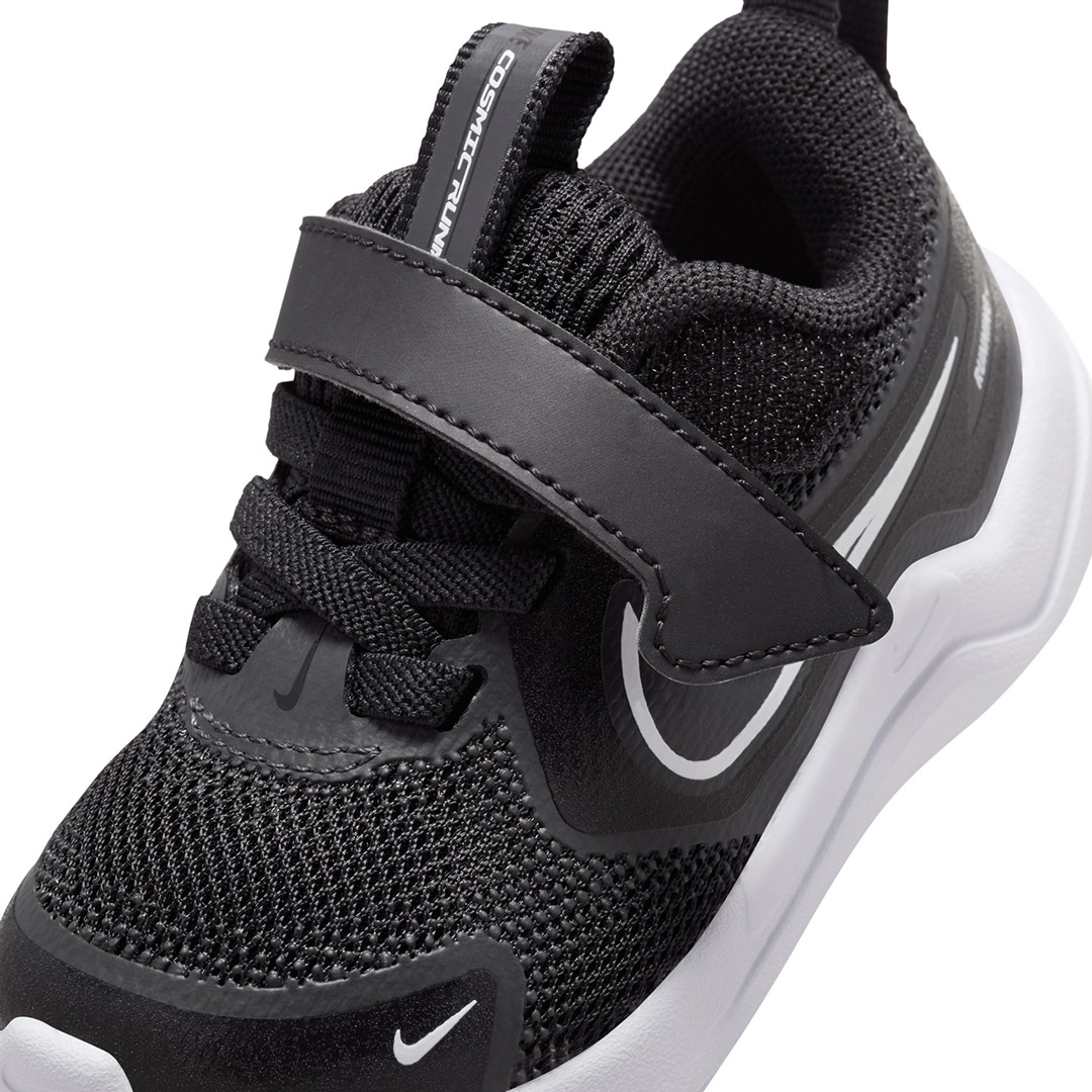 NIKE COSMIC RUNNER HM4401-003 Μαύρο