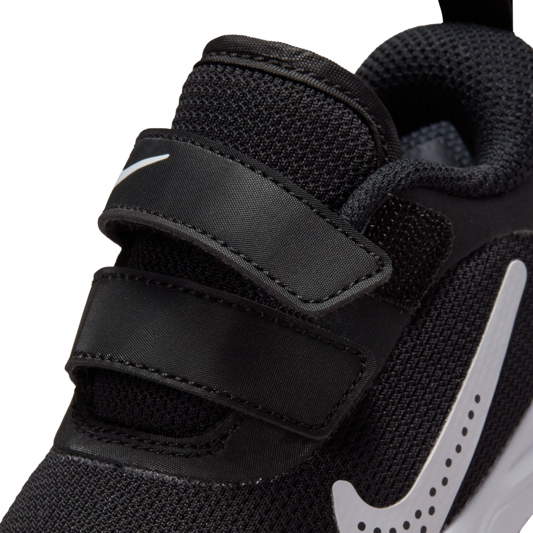 NIKE OMNI MULTI-COURT DM9028-002 Black