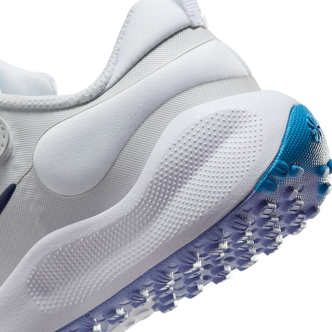 NIKE REVOLUTION 7 FN4989-100 Colorful