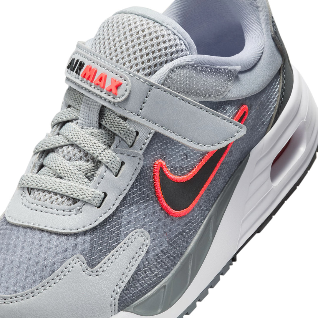 NIKE AIR MAX SOLO FZ0944-007 Γκρί
