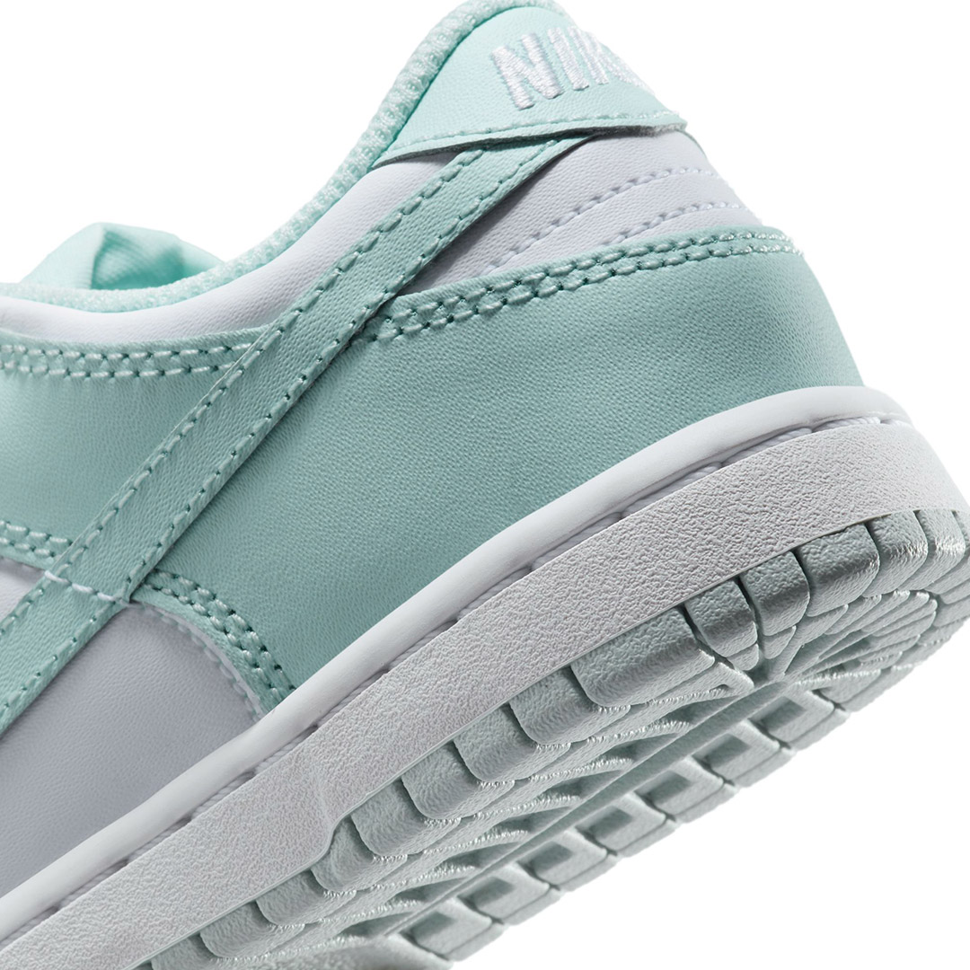 NIKE DUNK LOW FB9108-105 White