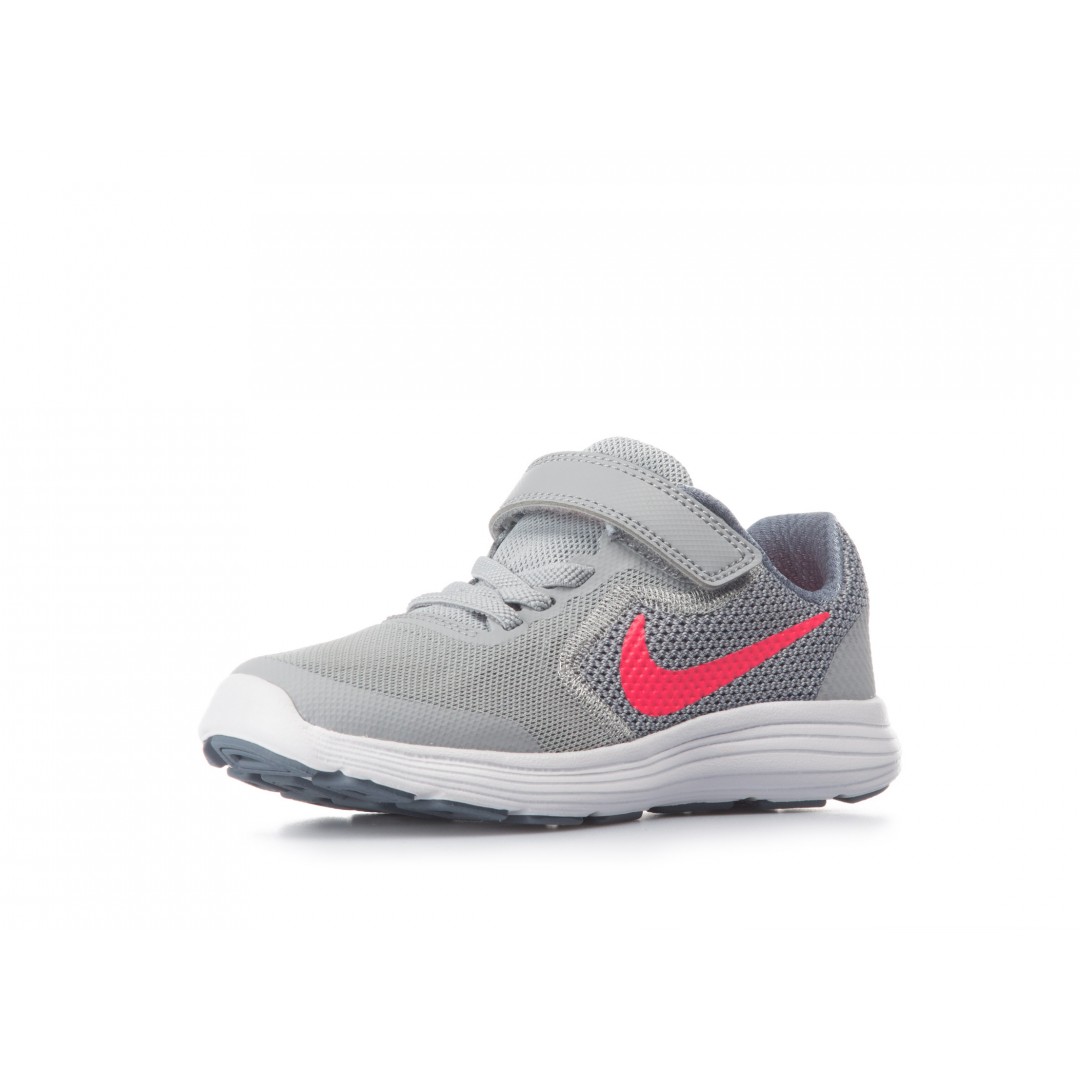 NIKE REVOLUTION 3 819417-003 Grey