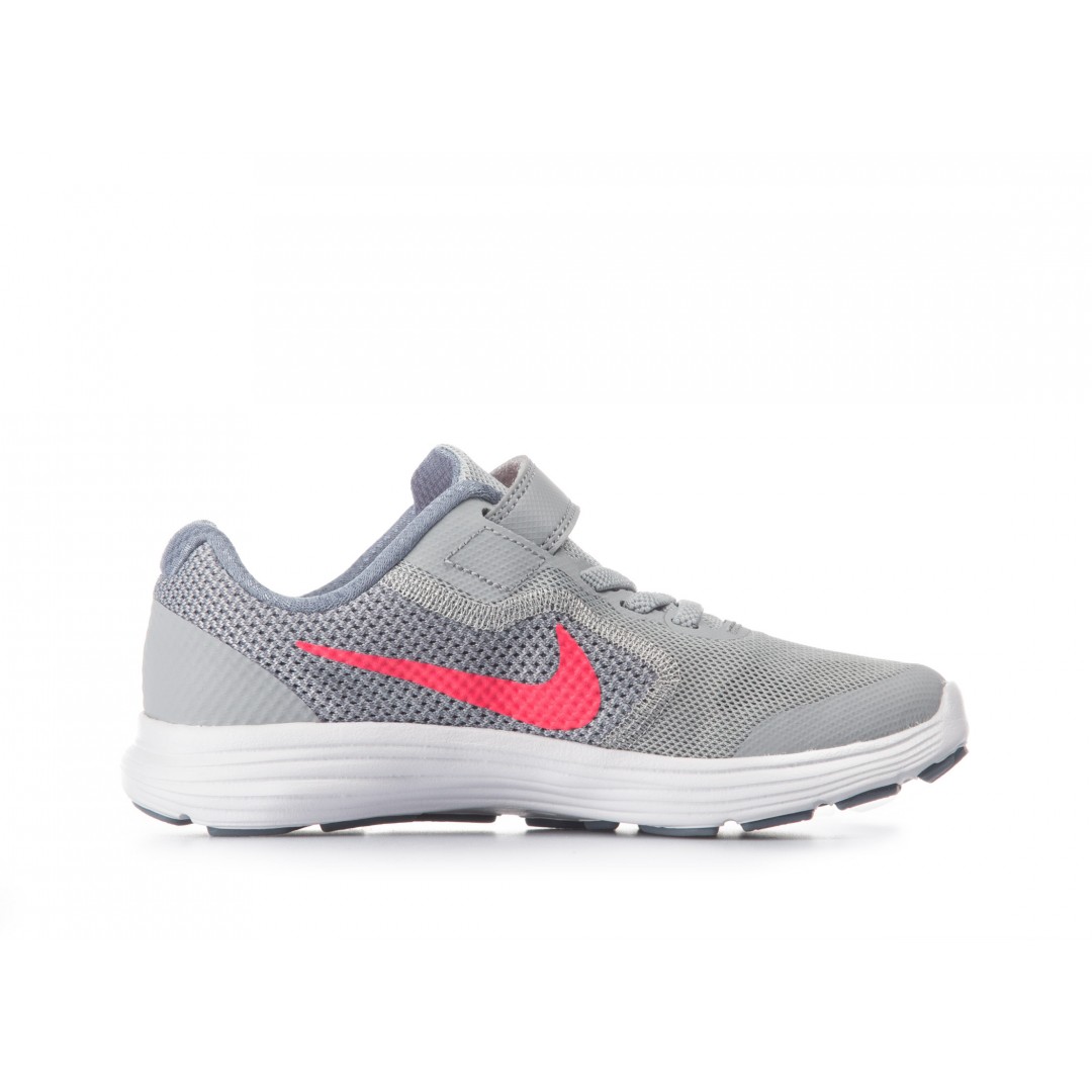 NIKE REVOLUTION 3 819417-003 Grey