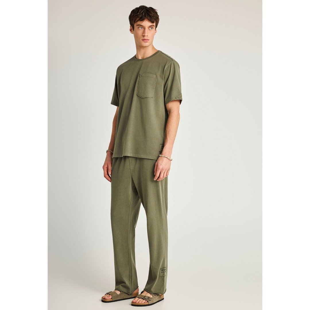 FUNKY BUDDHA  FBM013-051-02-DEEP FOREST Pine