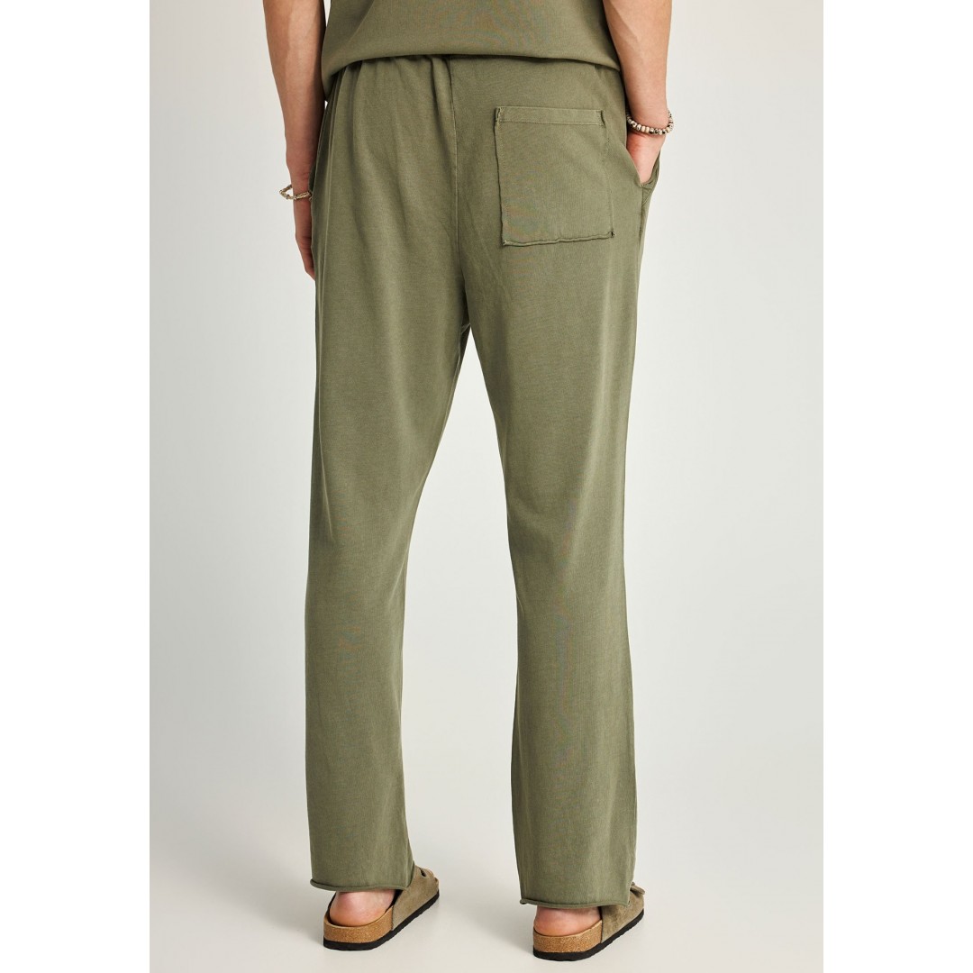 FUNKY BUDDHA  FBM013-051-02-DEEP FOREST Pine